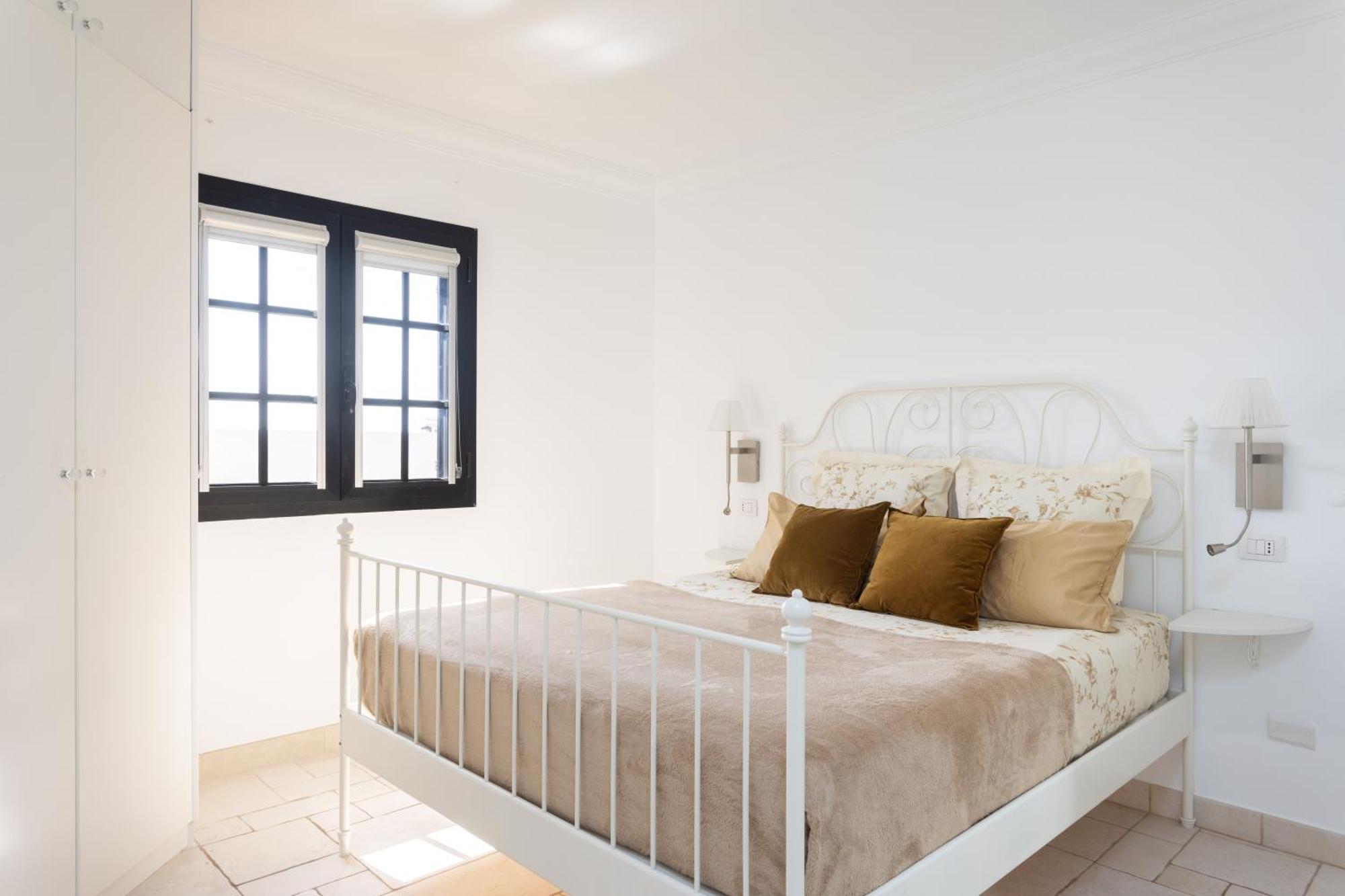 Classbnb - Luxury Townhouse 300M From Playa Del Duque أذيخي المظهر الخارجي الصورة