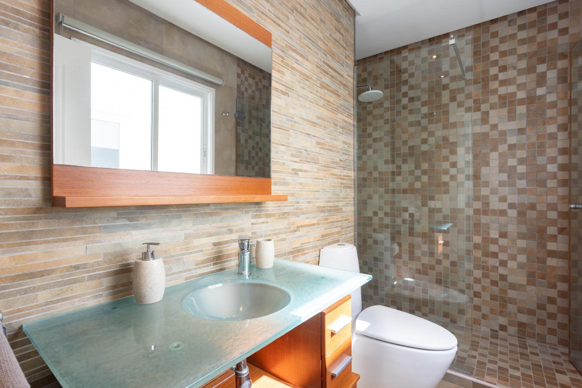 Classbnb - Luxury Townhouse 300M From Playa Del Duque أذيخي المظهر الخارجي الصورة