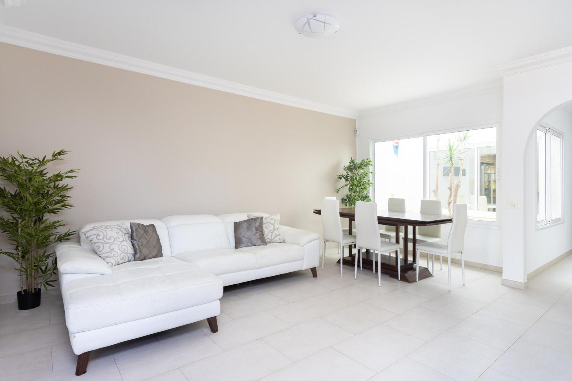 Classbnb - Luxury Townhouse 300M From Playa Del Duque أذيخي المظهر الخارجي الصورة